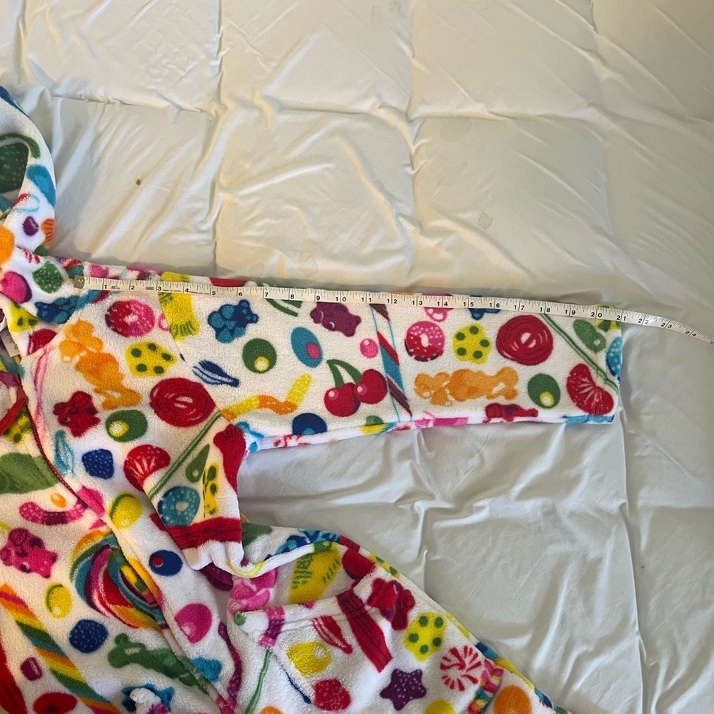 Kids Dylans Candy Bar One Piece Fuzzy Pajamas - Picture 10 of 11